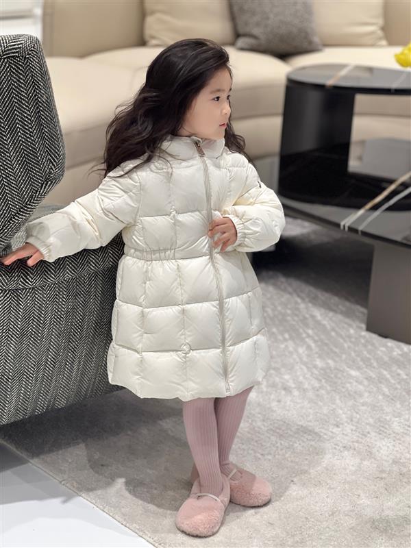 2024322133531546370400