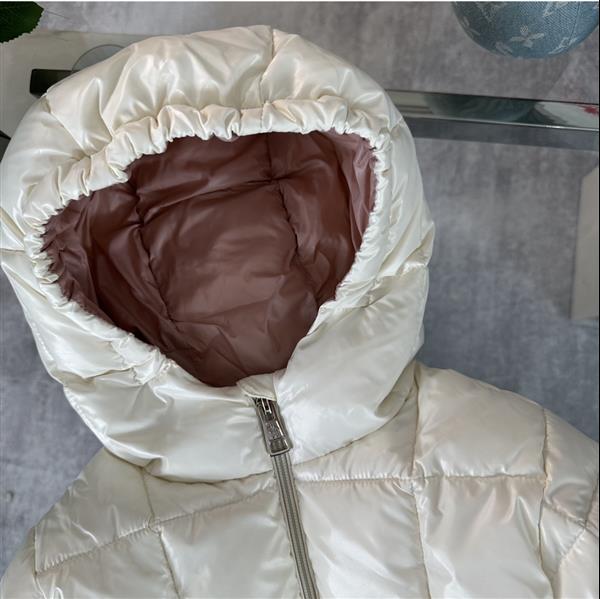 2024322133531674370400