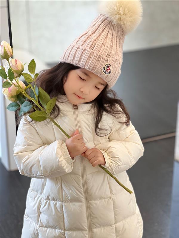 2024322133531708370400