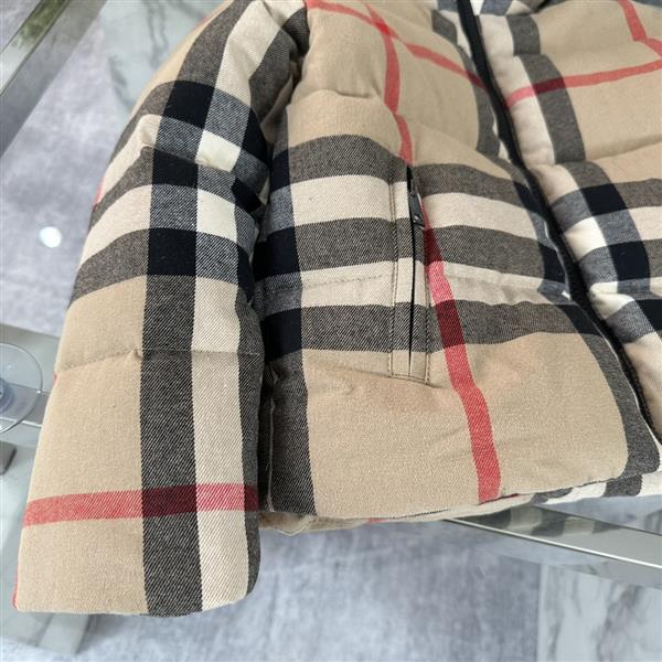 2024322111756414370400