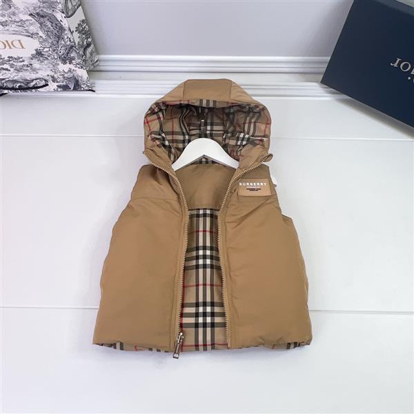 202432211182040300320