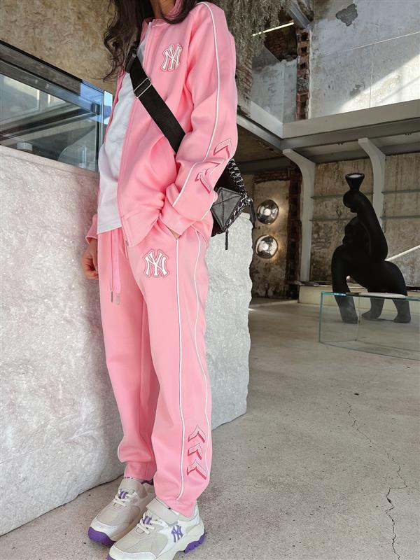 2024322145524155260280