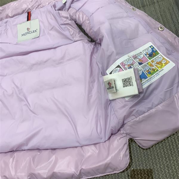 2024322133428454270300