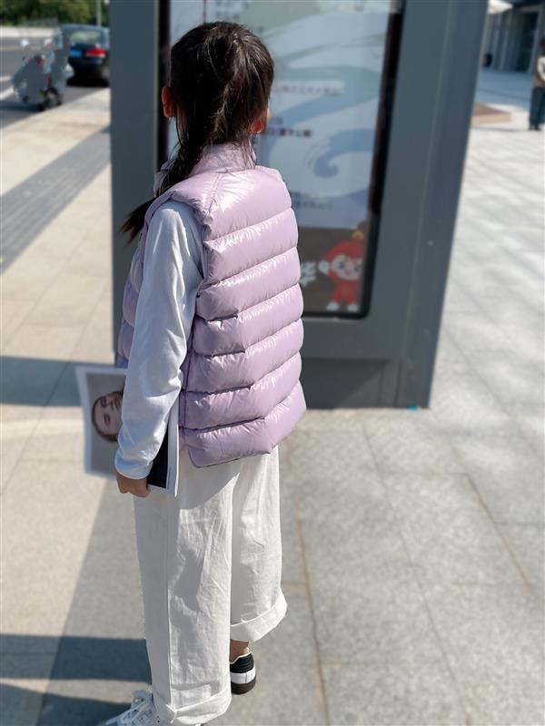 2024322133429179270300