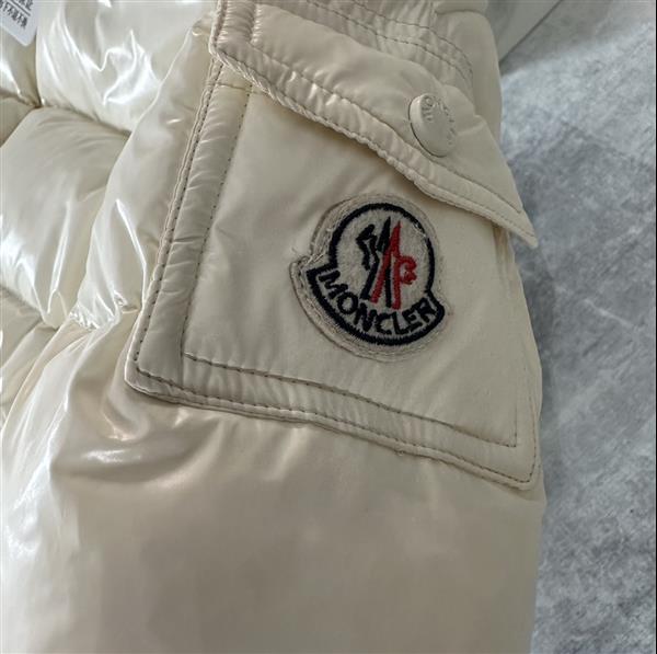 2024322133429654390430