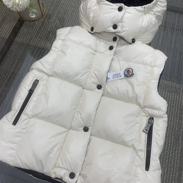 2024322133438402320350