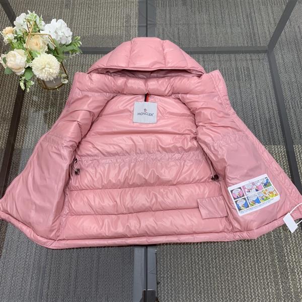 2024322133438592300320