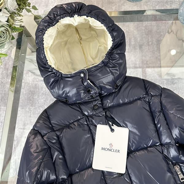 2024322133439900360390