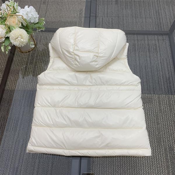 2024322133441566300320