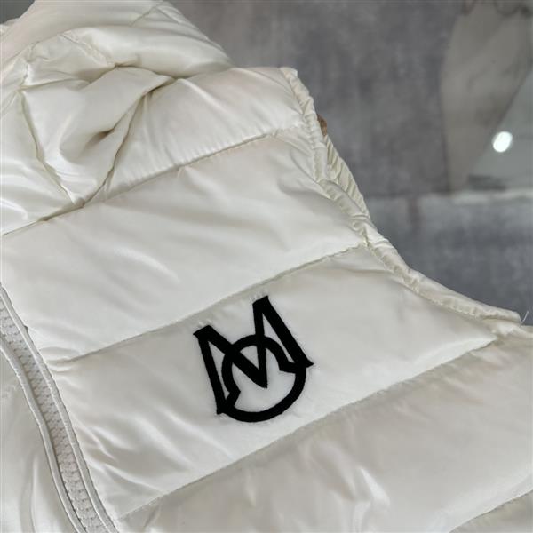 2024322133442451300330