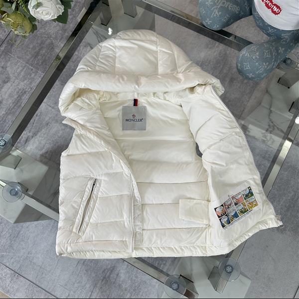 2024322133442483300330