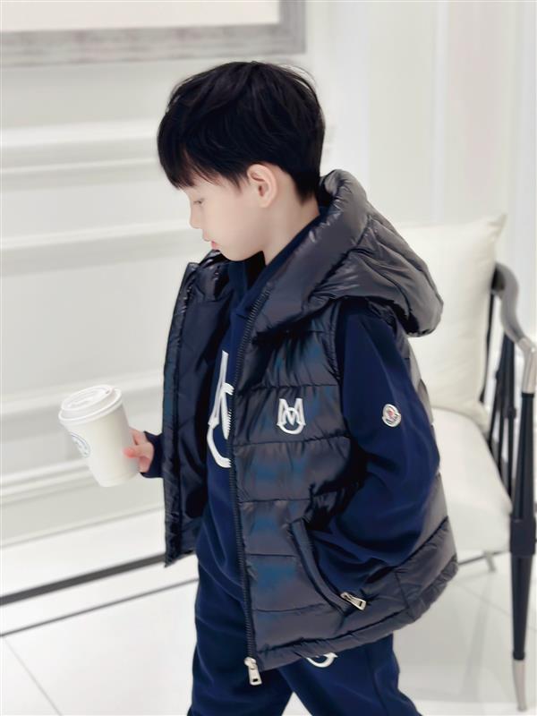 2024322133442594300330