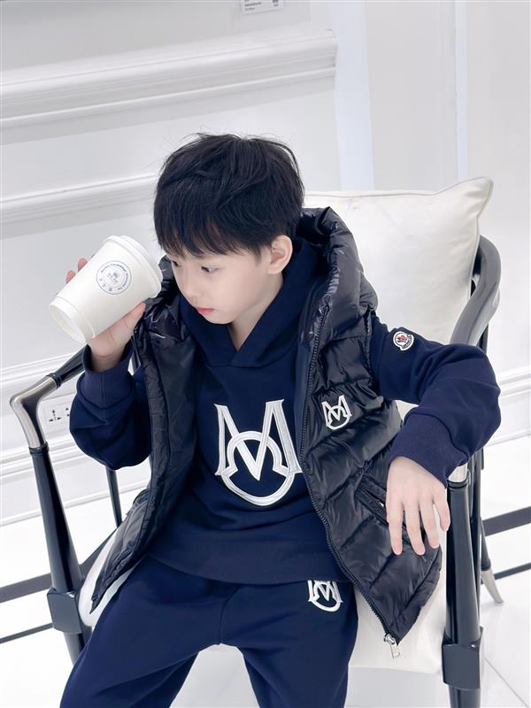 2024322133442642300330