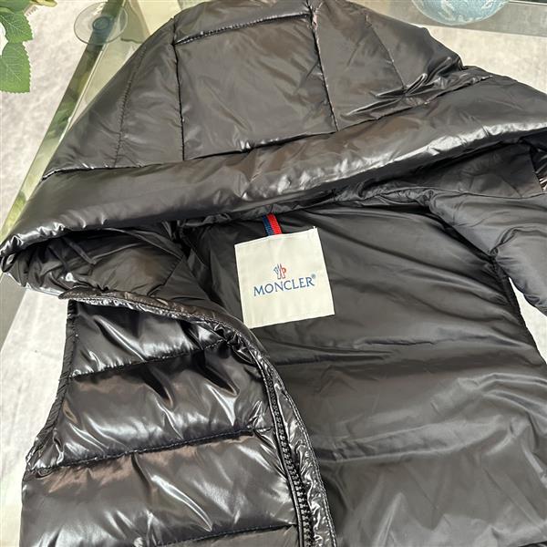 2024322133442657300330