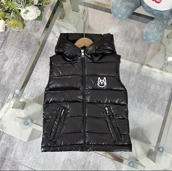 2024322133442735300330