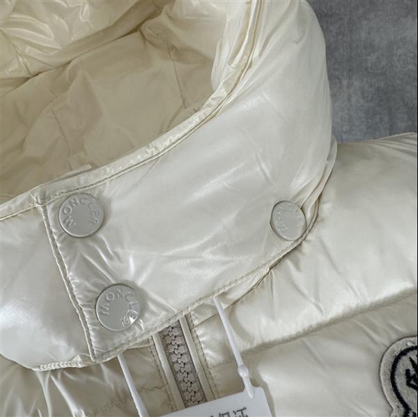 2024322133442843300320