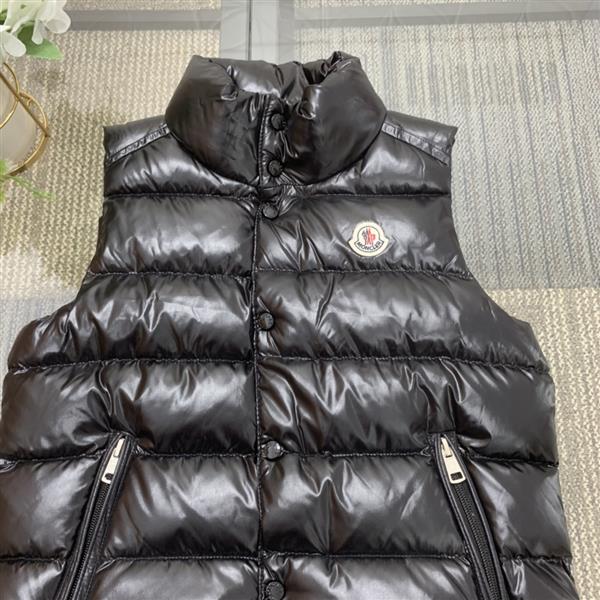 2024322133443189270300