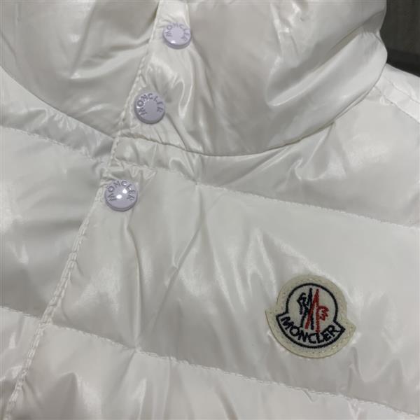 2024322133443487270300