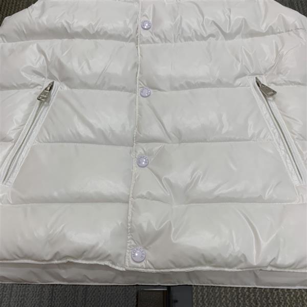 2024322133443504270300