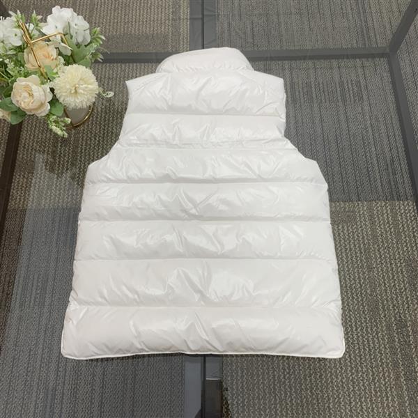 2024322133443566270300