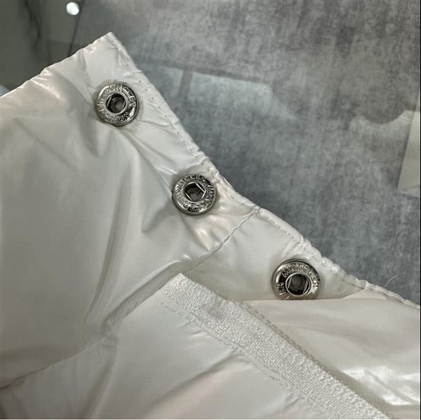 2024322133444520270300