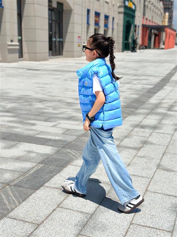 202432213344481270300