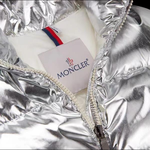 2024322133446968380410