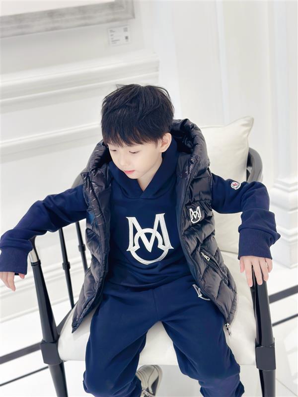 2024322133447691300330