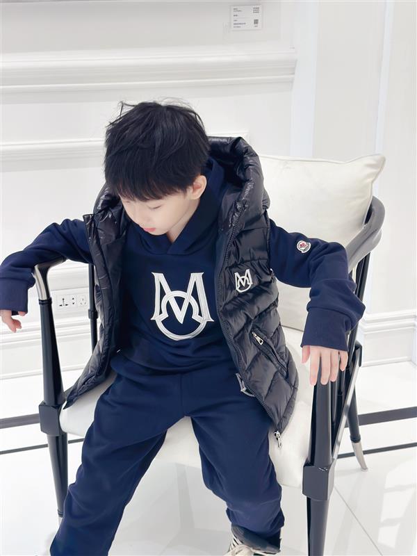 2024322133447706300330