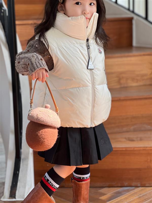 2024322133449435290320