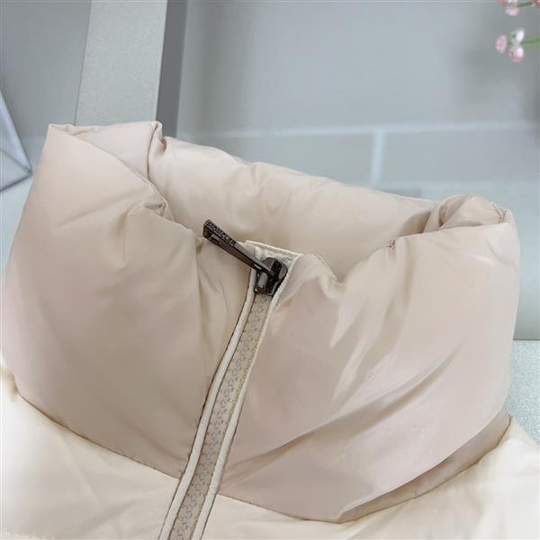 2024322133449609290320