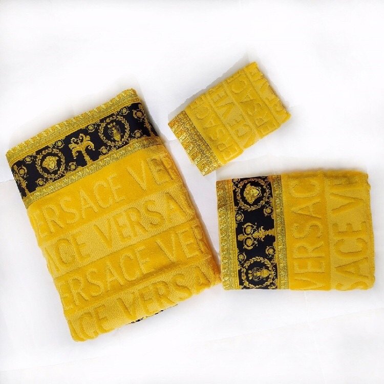 1574261700 3840243462 7